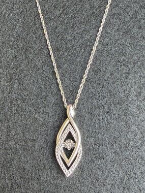 Kay Jewelers Diamonds in Rhythm Sterling Silver Moving Diamond Necklace 18”